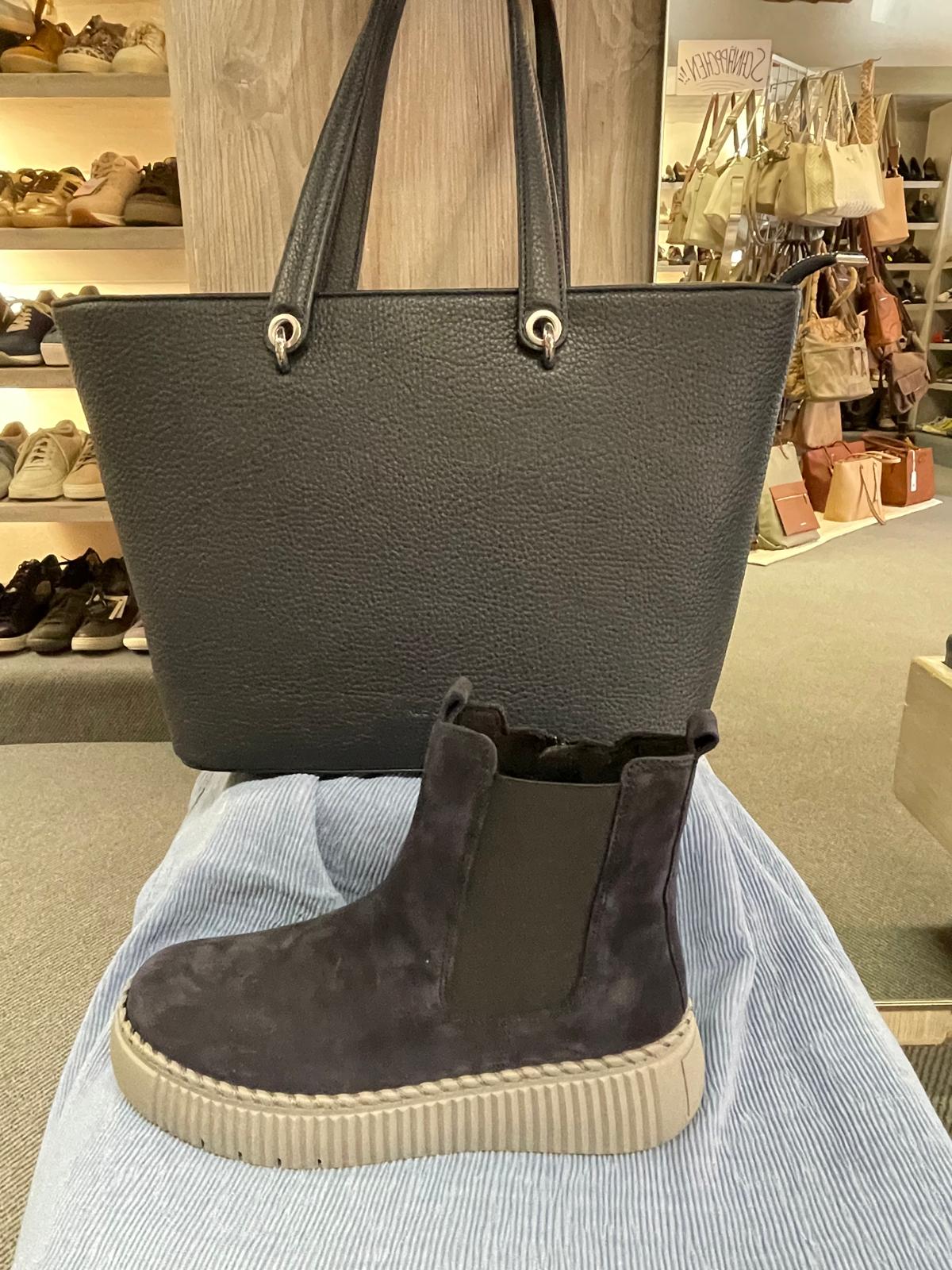 Damenschuhe bei Schuhhaus Öfner in Zirl - Bild 46